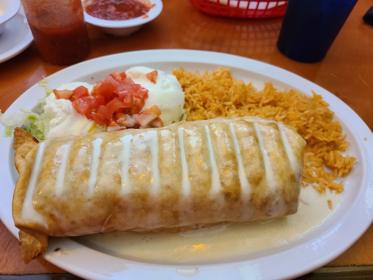 Los Tres Caminos Photos 2